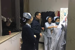 華謀咨詢?yōu)槟翅t(yī)院進(jìn)行三天一層樓樣板科室打造